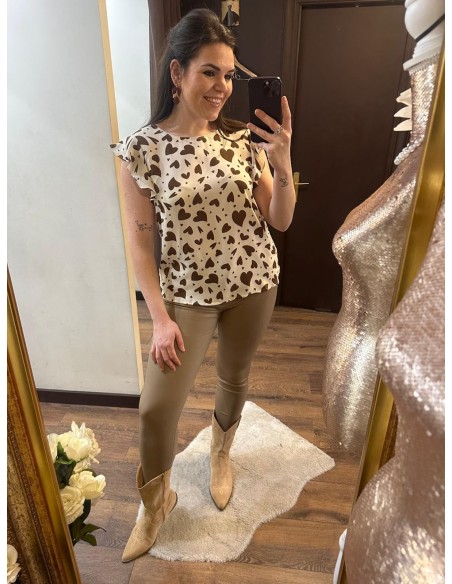 Pantalón beige efecto piel