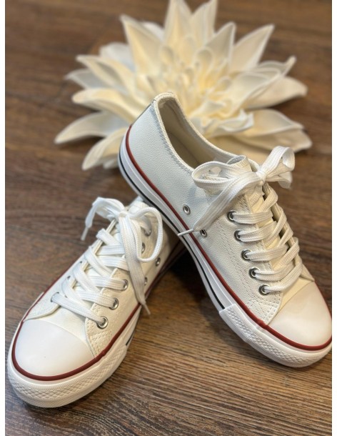 Zapatilla polipiel blanca