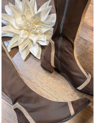 Bota tiras marrón plana