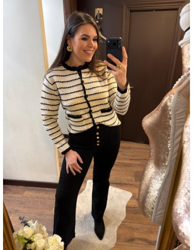 Pantalón wide leg negro botones