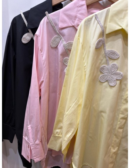 Camisa  flor crochet tg