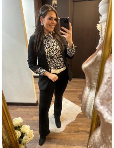 Blazer manga negra